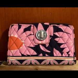 Vera Bradley Loves Me Large Wallet-EUC